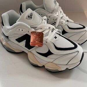 New Balance 9060 black white womens 8